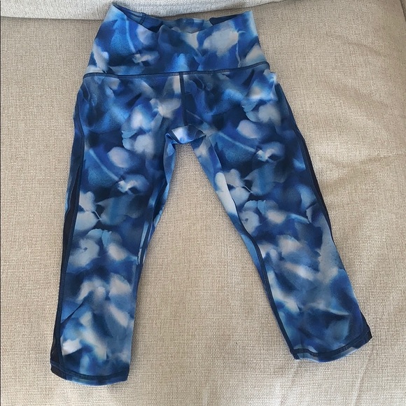 Lulu Lemon Crops ! - Picture 3 of 6